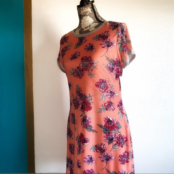 (NWT) No Comment T-Shirt Dress - Picture 4 of 6